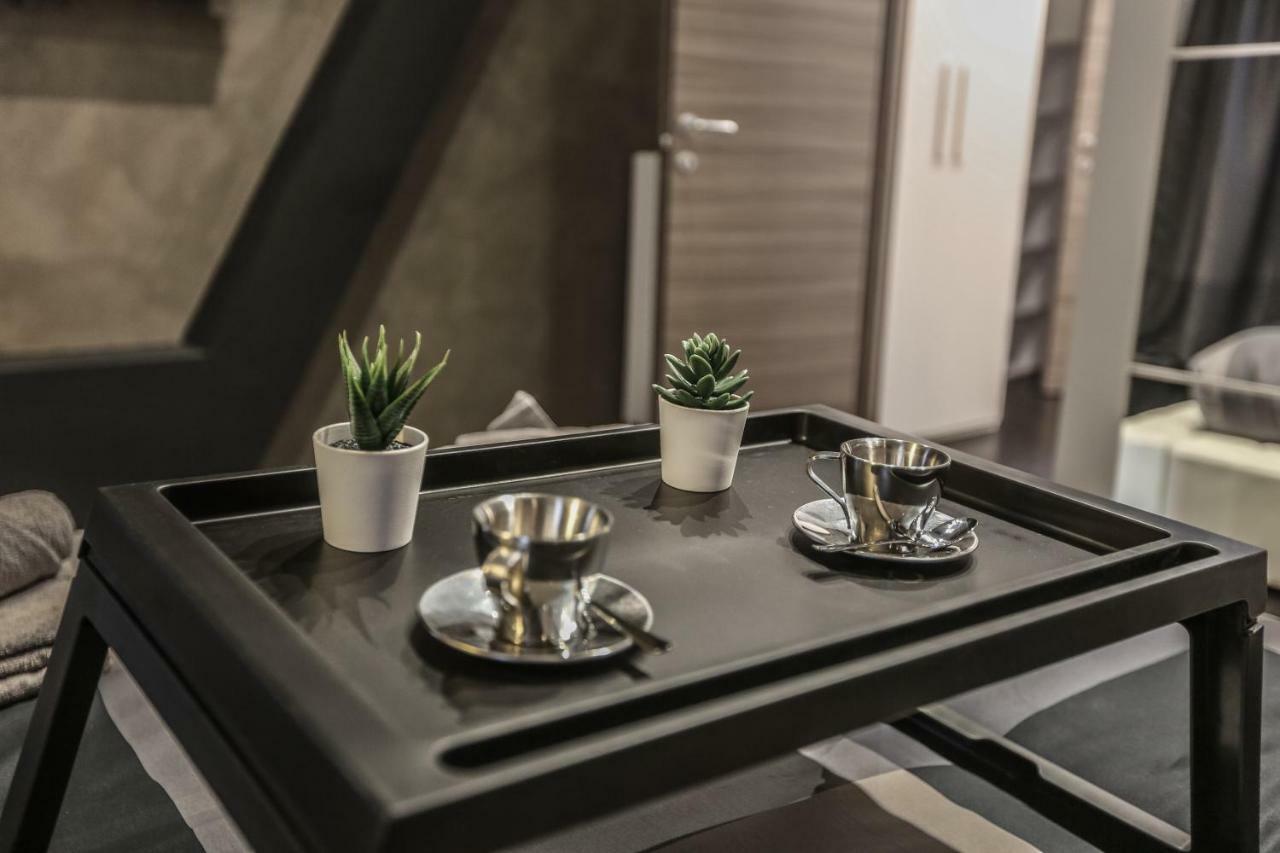 מילאנו Stylish Apartment Near Duomo מראה חיצוני תמונה