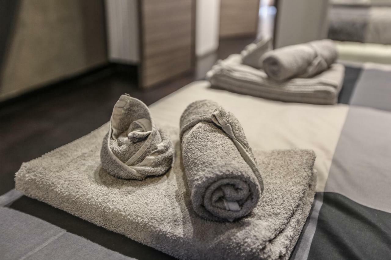 מילאנו Stylish Apartment Near Duomo מראה חיצוני תמונה